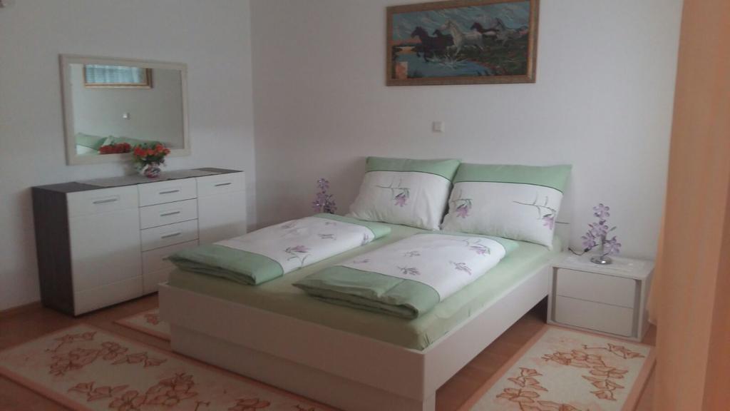 Apartments M&M Terzic Poreč Eksteriør bilde